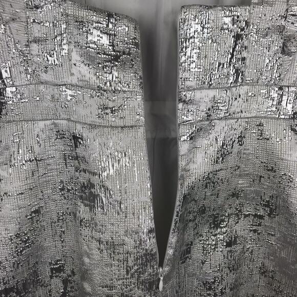 NWT Lulu's Silver Mini Dress Metallic Sleeveless Ruffles Bodycon V-Neck Small - Picture 9 of 11